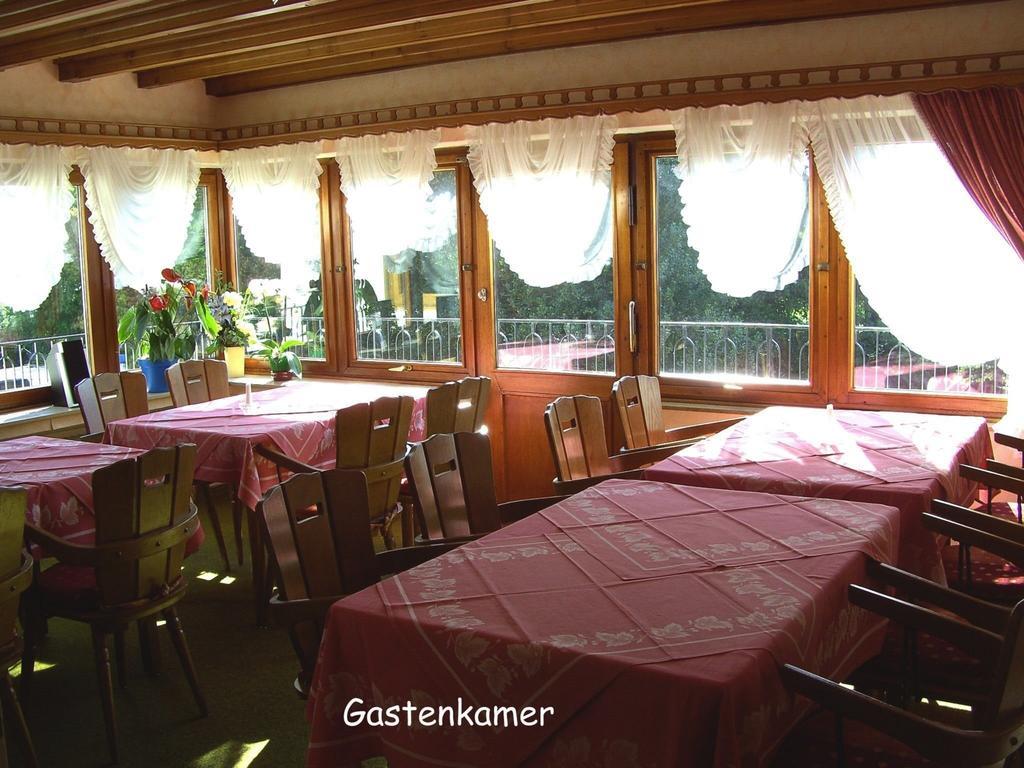 Hotel Restaurant Schmidter Bauernstube Nideggen Extérieur photo